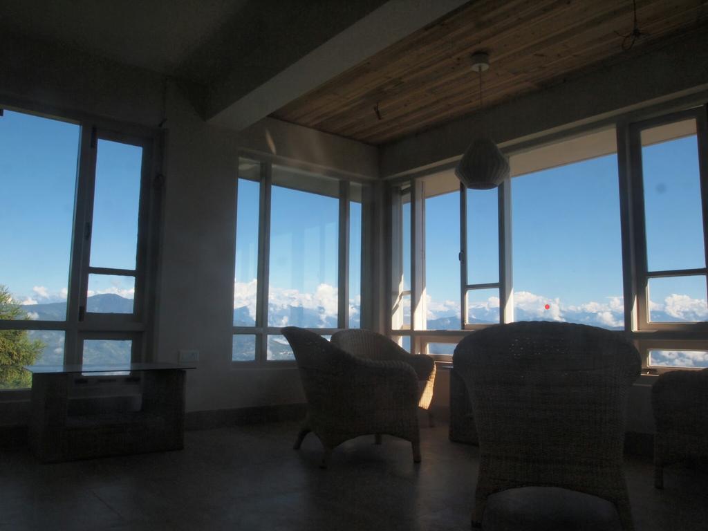 ホテル Yuru Retreat Delo カリンポン エクステリア 写真